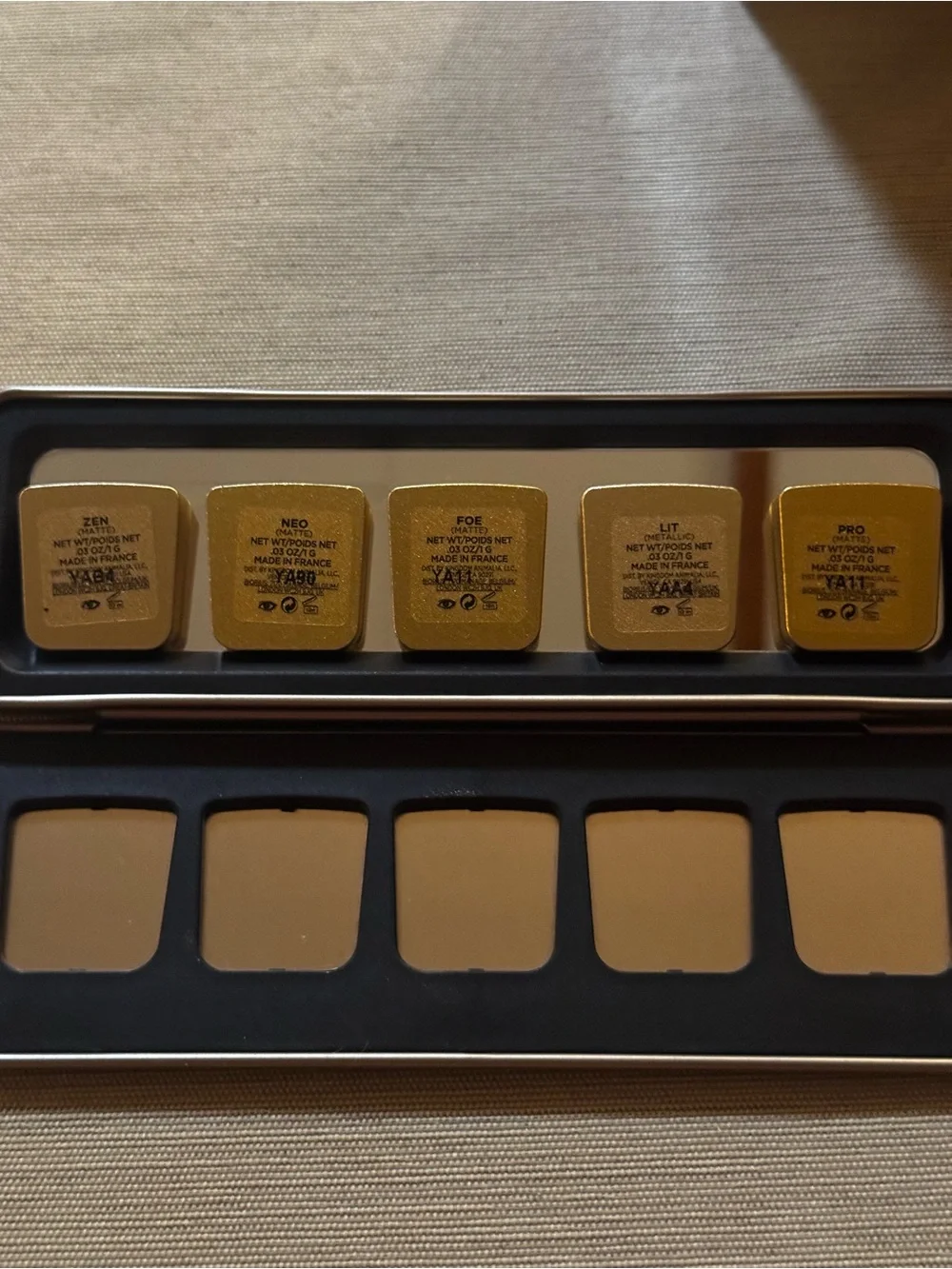🆕✅HOURGLASS CURATED 5 Pan Palette comes with 5 shadows pictured